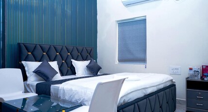 SKYLINE LUXURY HOTEL Room Type - Premium luxury Room