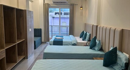 Yes Hotel By The Ganges Room Type - Quartriple Bed Room