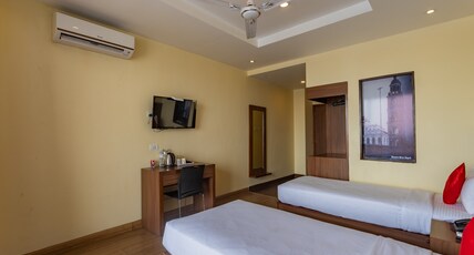Hotel Verandah Room Type - Deluxe Balcony Queen Double