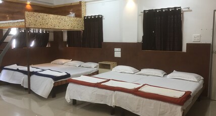 Joshi Yatri Niwas Room Type - 12 Bed Non AC Room