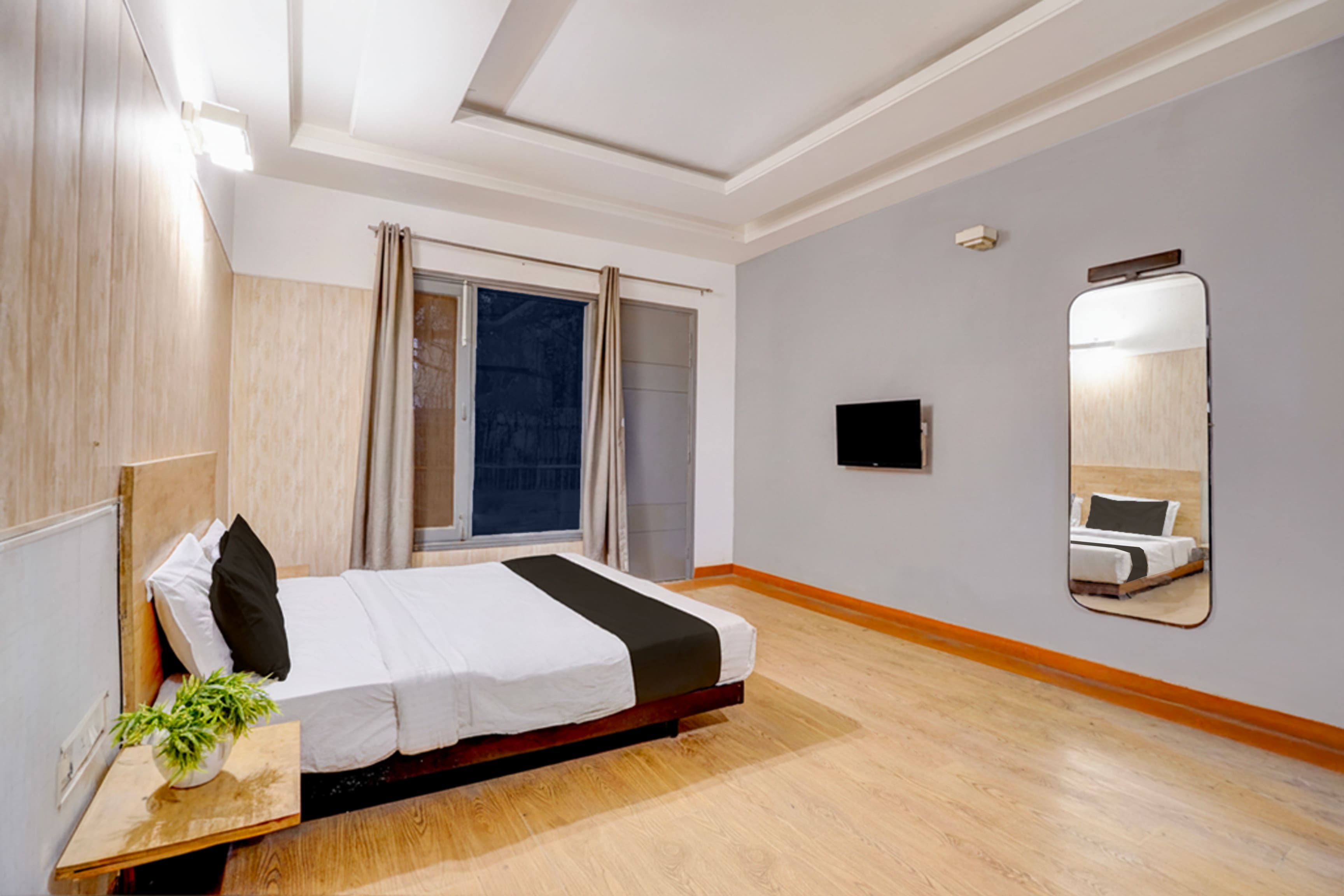 Townhouse Sector 49 Sohna Road - Tap to explore photos