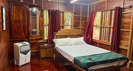 MUNDRO MOCKTAIL Room Type - Standard Room