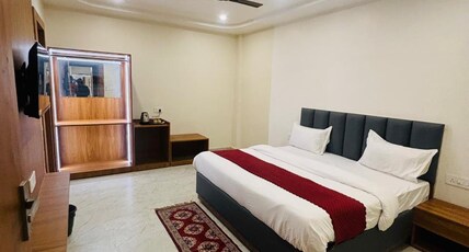 Maharishi Inn Ayodhya Room Type - Deluxe Room