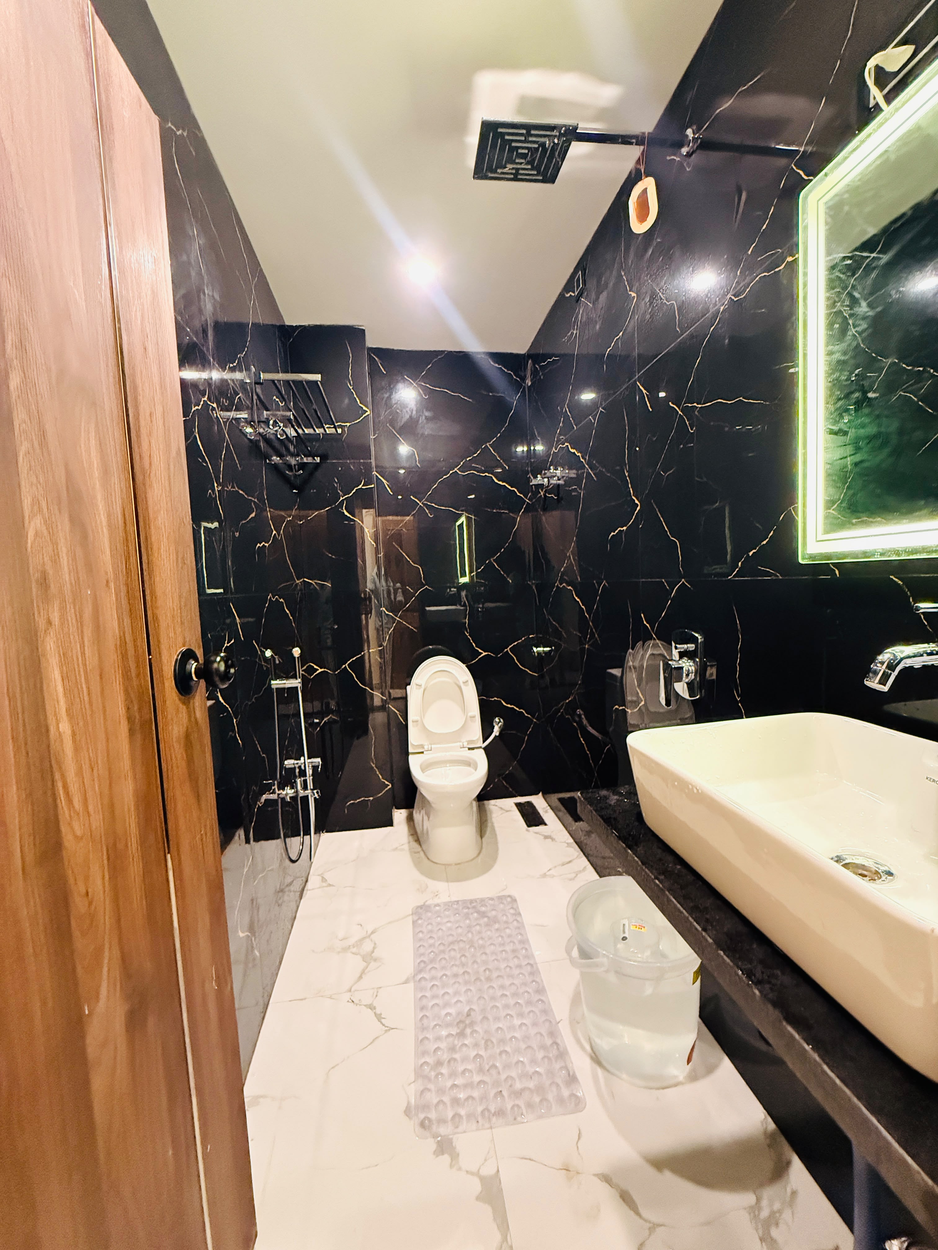 Aalaya homestay - Tap to explore photos