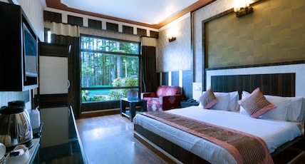 Greentop Room Type - Premium Rooms With Balcony And Terrace