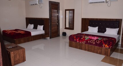 HOTEL SILVER PARK Room Type - Superior Rooms