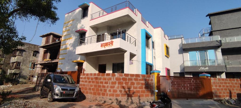 Madhumalti Homestay - Tap to explore photos