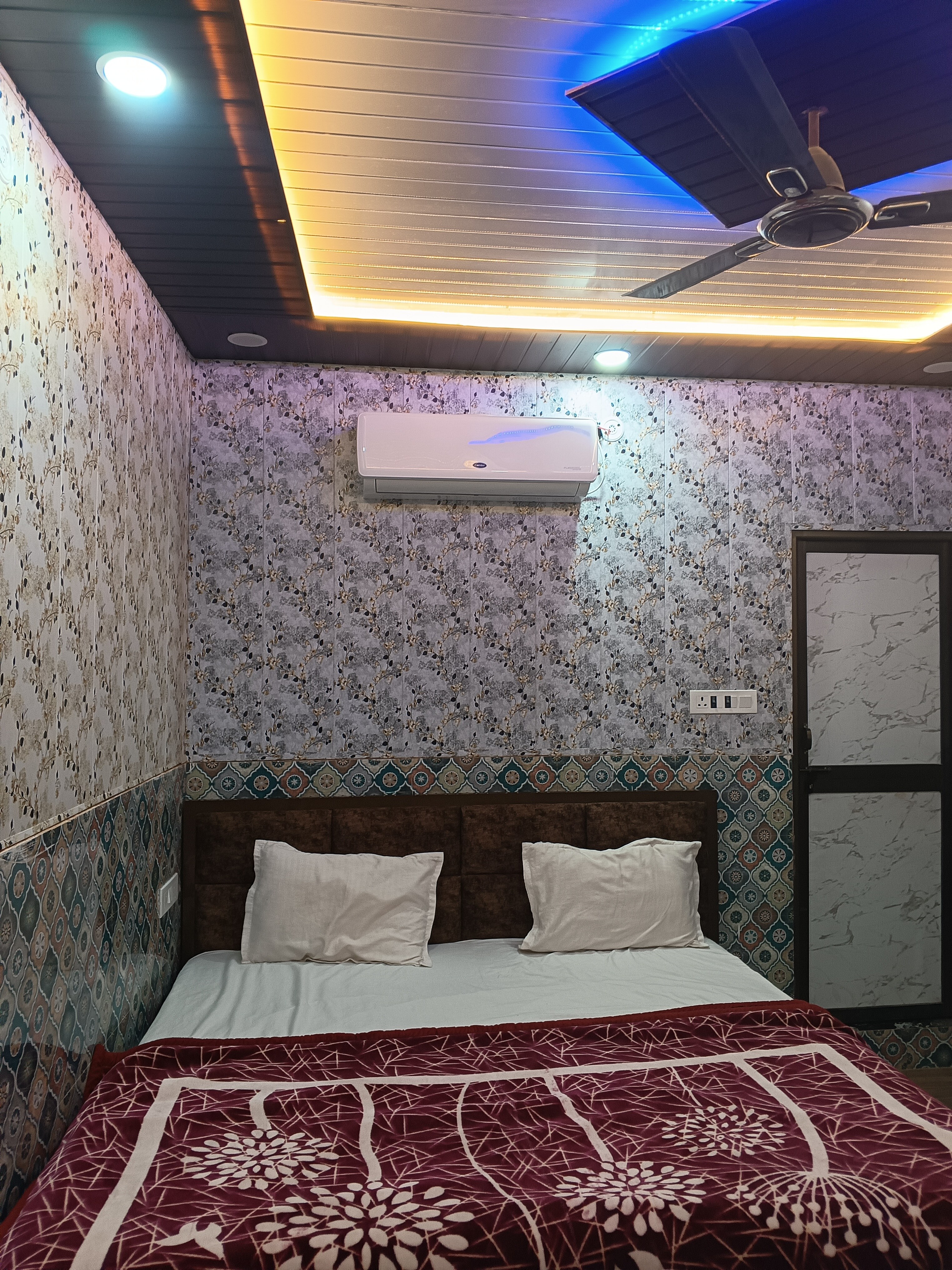 Pari Residency Ayodhya - Tap to explore photos