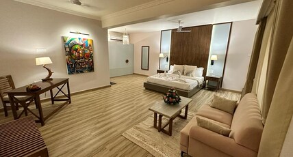 WaveCrest Morjim By Joy Stays Room Type - Suite Room with Bathtub
