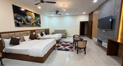 Hotel Trishul Grand Room Type - Premium AC Room Hotel Trishul Grand Room Type - Premium AC Room