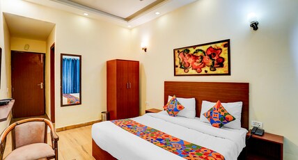 FabHotel Ojas The Nest - Nr. Noida Sector 51 Metro Room Type - Premium Room