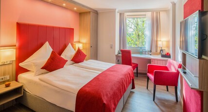 Best Western Plus Hotel Regence Room Type - 1 Queen Bed, Comfort Room