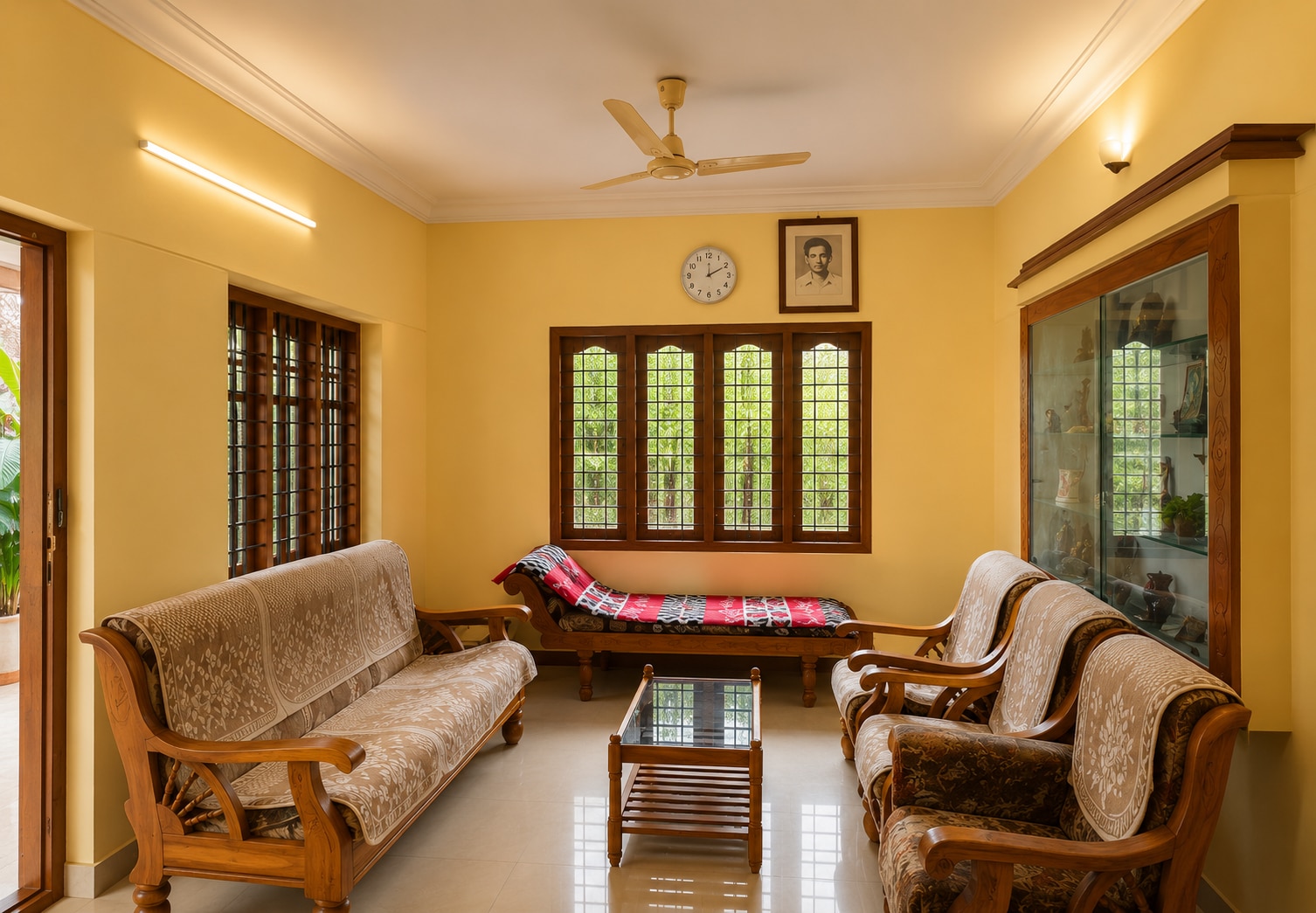 City Glance Home Stay - Tap to explore photos