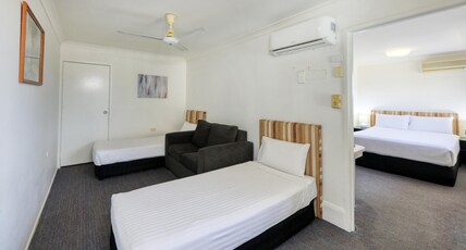 Best Western Cattle City Motor Inn Room Type - 1 Queen 2 Single Beds, Non-Smoking, Family Room, Kitchenette, Air-Conditioned, Wi-Fi, Cable Tv Best Western Cattle City Motor Inn Room Type - 1 Queen 2 Single Beds, Non-Smoking, Family Room, Kitchenette, Air-Conditioned, Wi-Fi, Cable Tv