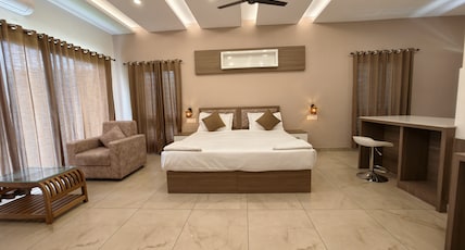 Ayur Nest Room Type - Deluxe Room- 102