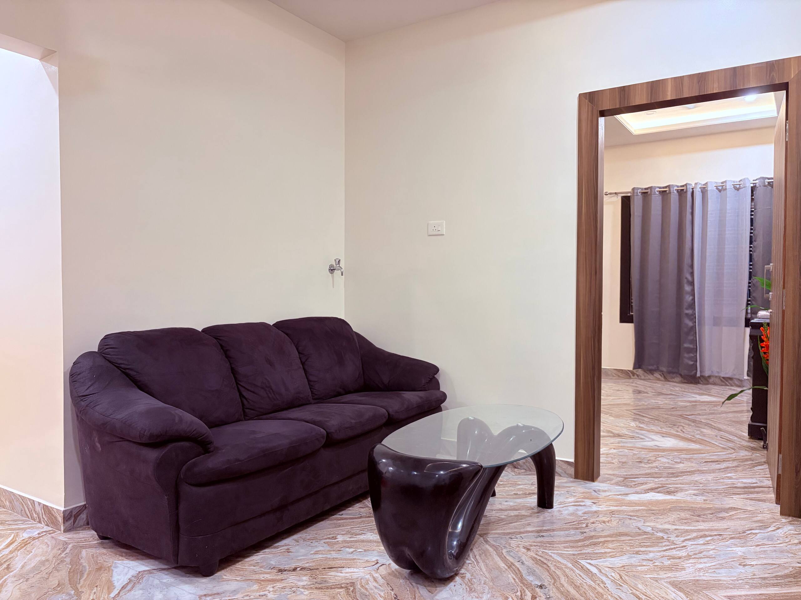 Royal Heaven Homestay - Tap to explore photos