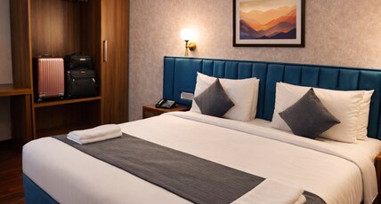 Turquoise Kharadi (A Business Hotel) Room Type - Premium Room with Work Desk Turquoise Kharadi (A Business Hotel) Room Type - Premium Room with Work Desk