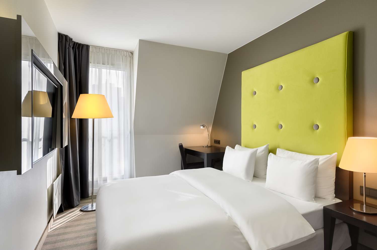 Radisson Blu Sobieski Hotel - Tap to explore photos