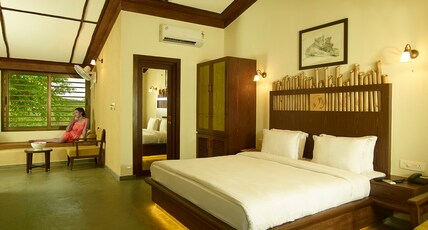 ASIATIC LION LODGE Room Type - Deluxe Cottage