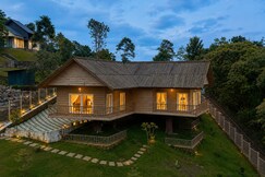 The TreeTop Escape by VOYE HOMES