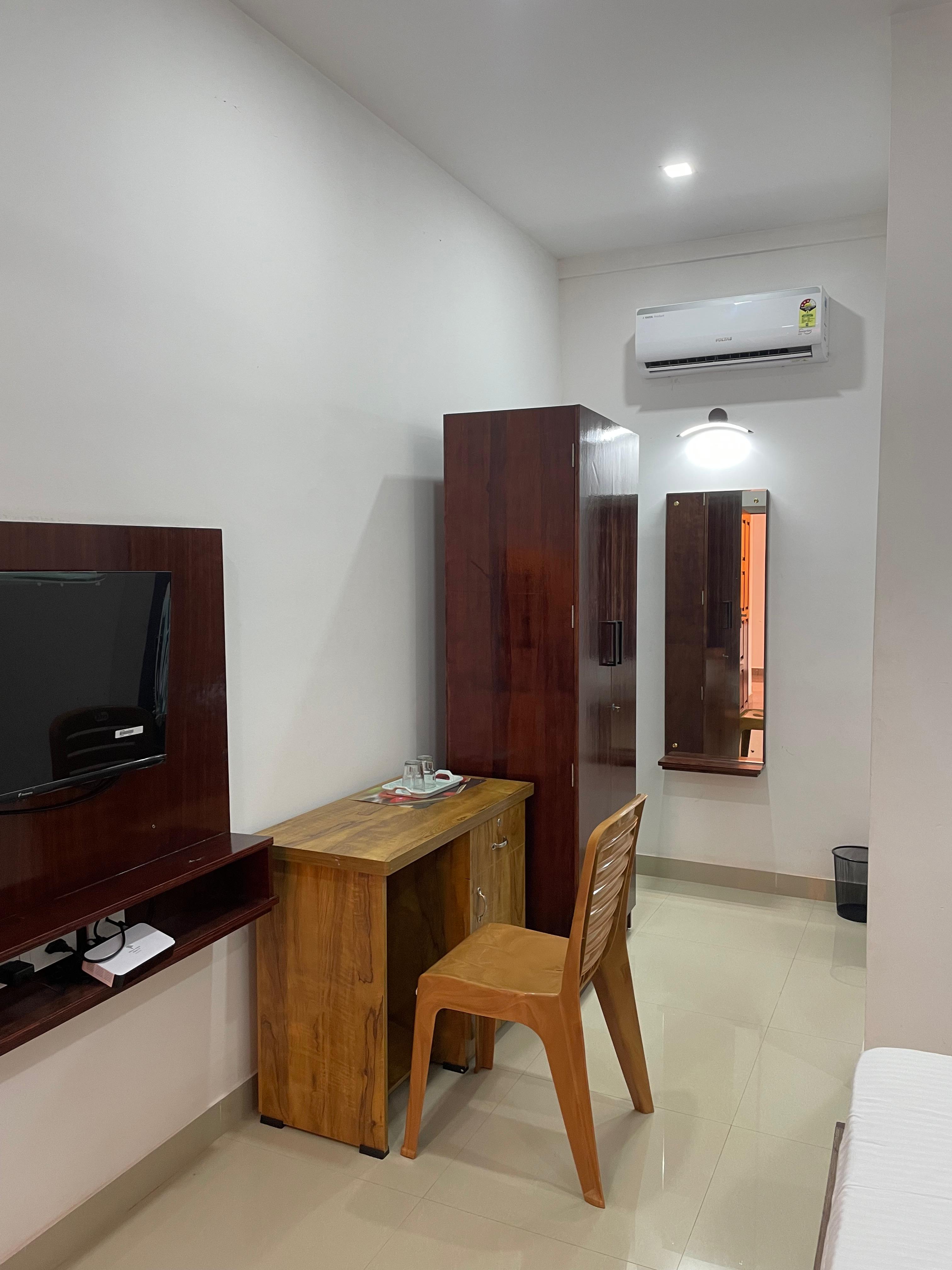 Vengilate Sree Muthappan Residency - Tap to explore photos
