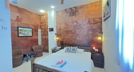 Karma Homestay Room Type - Fort view room