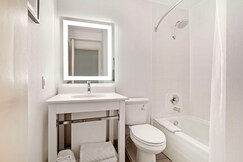 Best Western Premier Kansas City Sports Complex Hotel