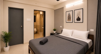 Z Express Grand Avenue Room Type - Executive Queen | 1BHK | AC Z Express Grand Avenue Room Type - Executive Queen | 1BHK | AC