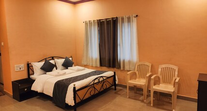 Monkey cap Tourist Room Type - Simple Stay Room