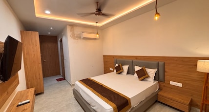 Raghuvar Hotel and Resto Room Type - Deluxe Room Raghuvar Hotel and Resto Room Type - Deluxe Room