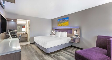 Best Western Sunland Park Inn Room Type - 1 King Bed, Non-Smoking, Microwave And Refrigerator, Full Breakfast
