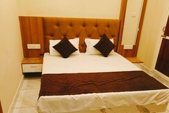 Hotel Sarthak Palace Ujjain