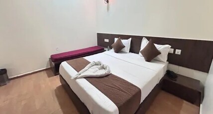FabHotel Harsh Paradise Room Type - Deluxe Room