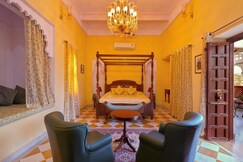 Fort Dhariyawad Heritage Hotel - 2 Hours from Udaipur