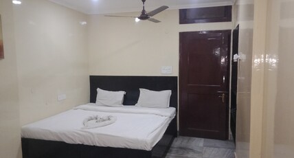 Hotel Abhijat Room Type - Standard Non-AC