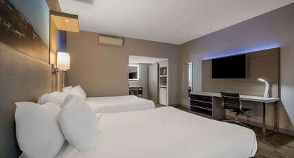 Best Western Diamond Bar Hotel & Suites Room Type - 2 Queen Beds, Non-Smoking, Freeway Side, Refrigerator, High Speed Internet Access, Continental Break Best Western Diamond Bar Hotel & Suites Room Type - 2 Queen Beds, Non-Smoking, Freeway Side, Refrigerator, High Speed Internet Access, Continental Break