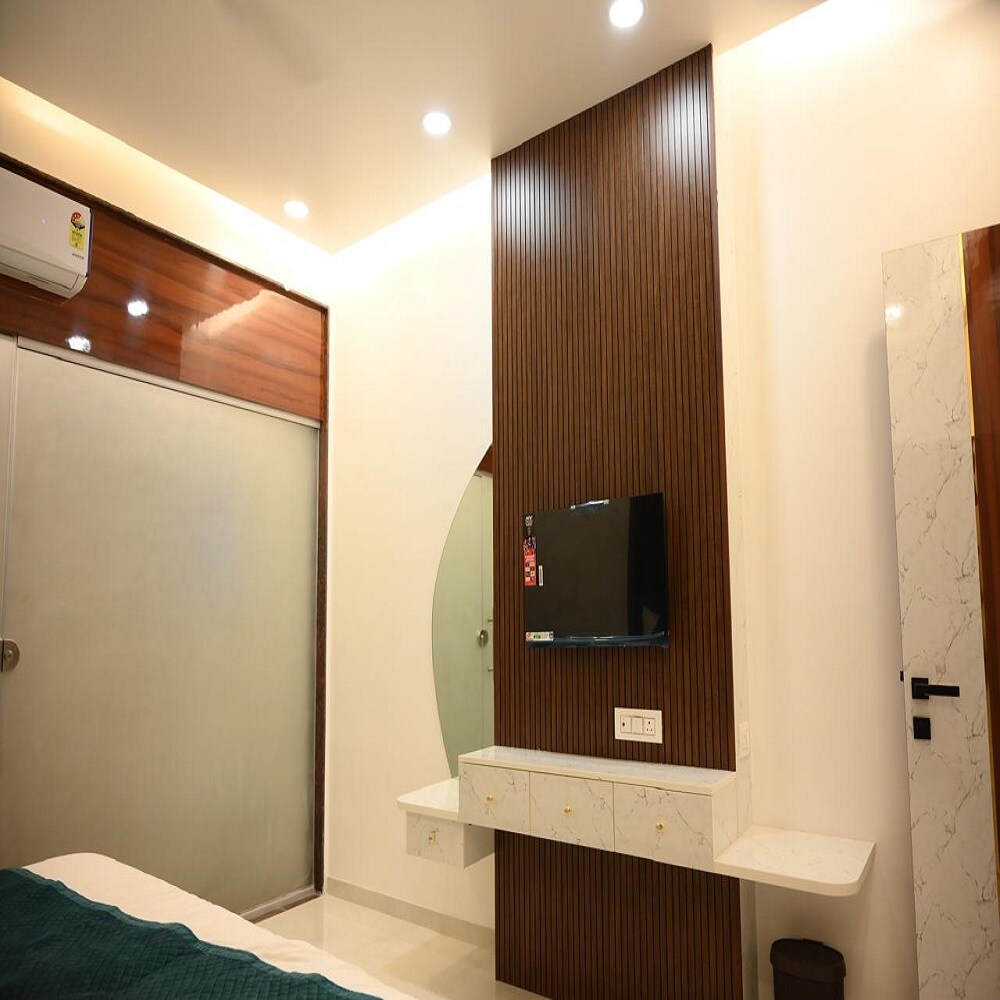 Vip inn stay hotel (7 km from Pune Airport) - Tap to explore photos