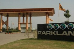 PARKLANDS 3BHK independent floor