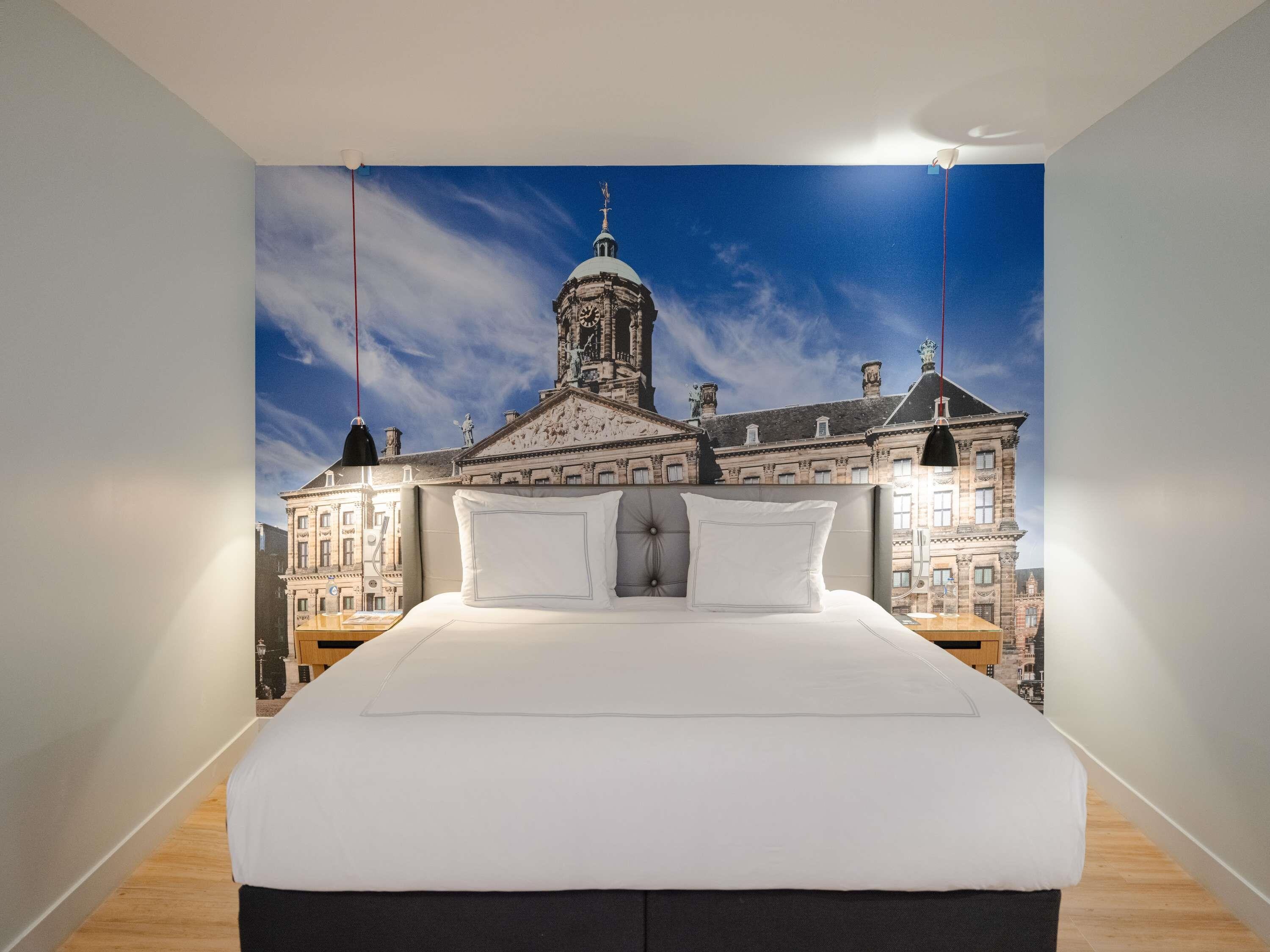 Swissotel Amsterdam - Tap to explore photos
