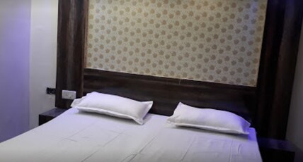 Hotel shree krishna vishnav bhojnalya Room Type - Air Cooled Room