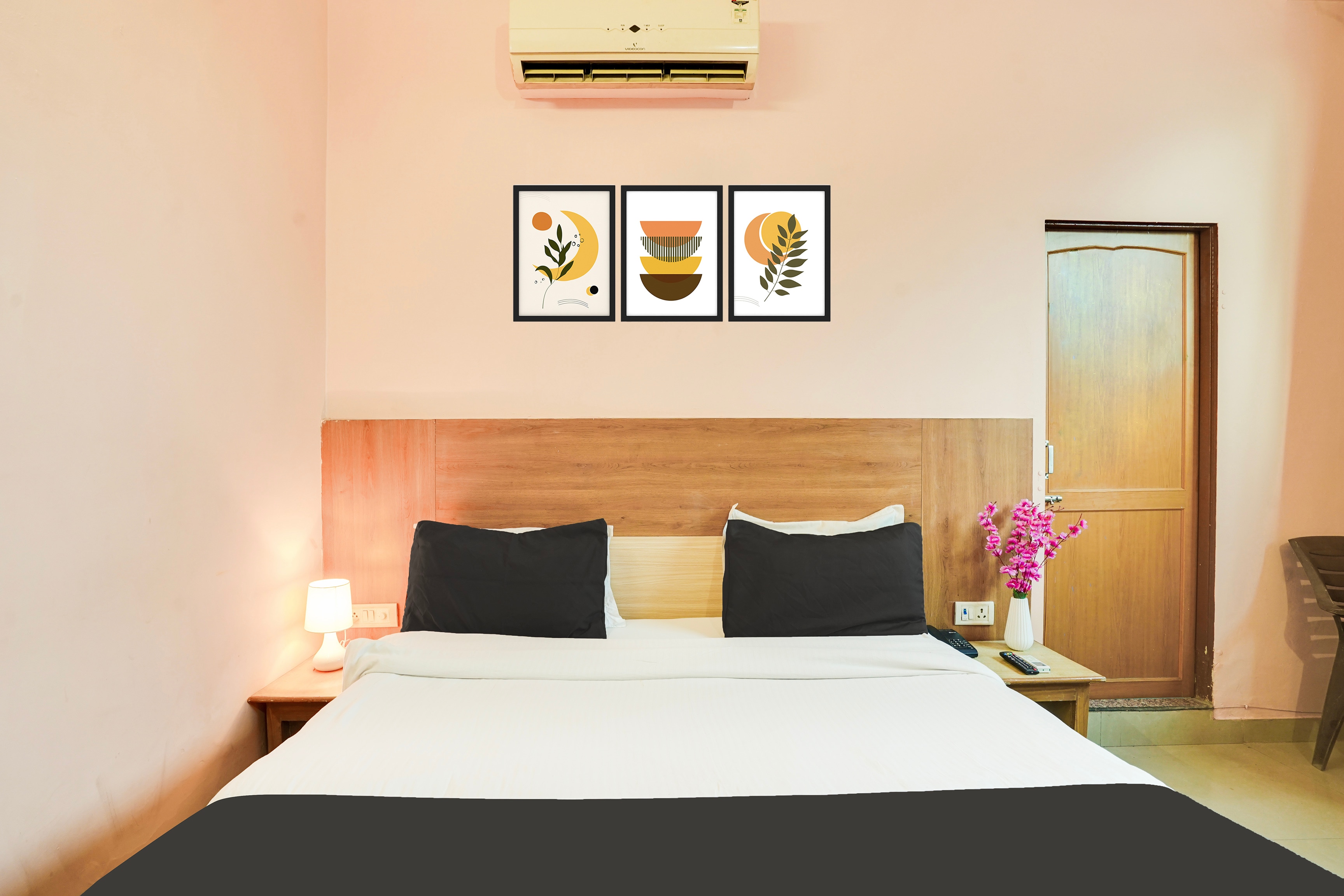 Hotel O JLN Marg Malviya Nagar Formerly Hotel Braj Haveli - Tap to explore photos