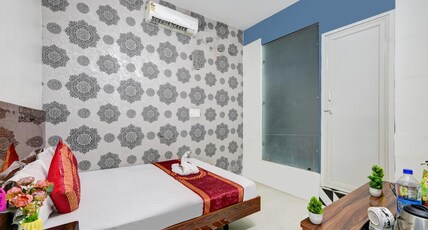 Hotel ALLEN STAY Uttam Nagar Room Type - Deluxe King Bed with AC and Free Wi-Fi