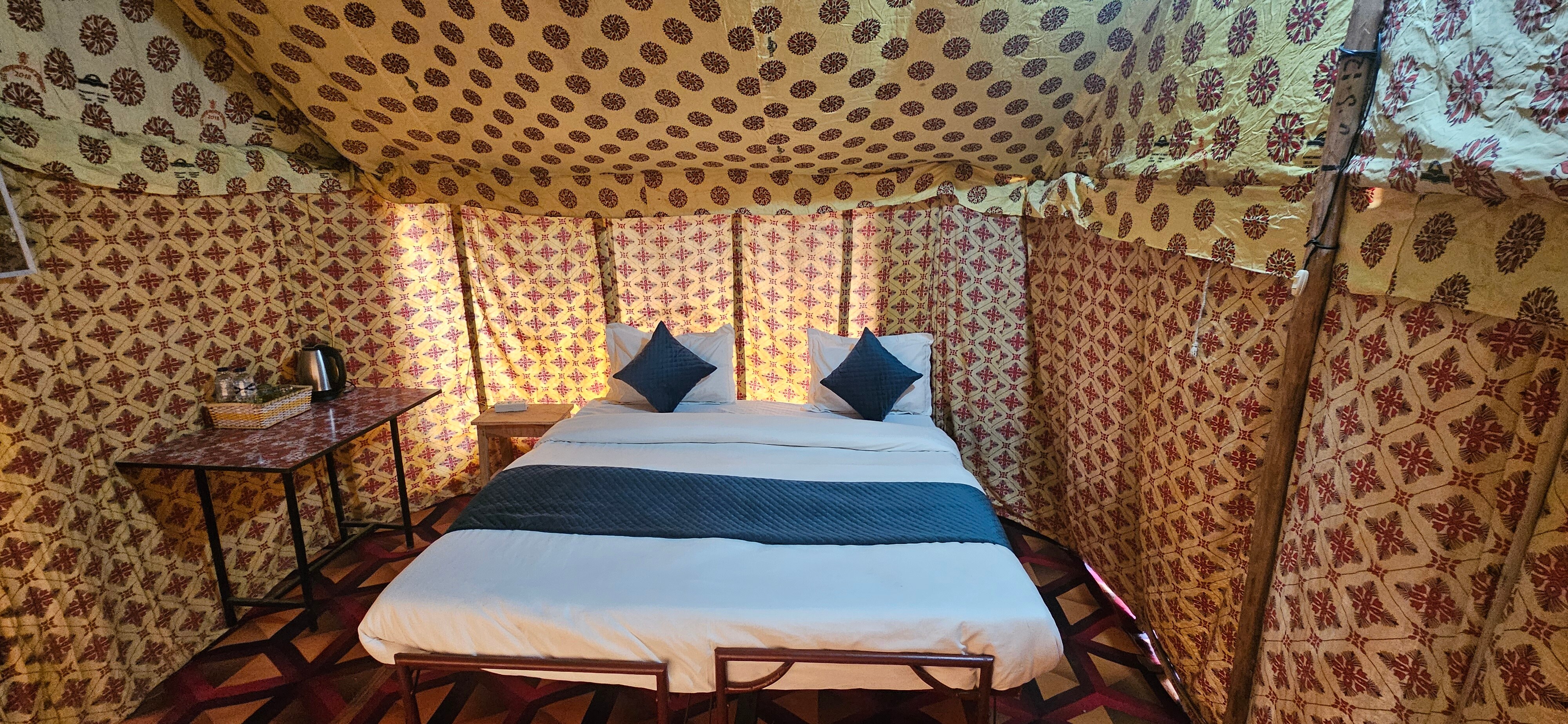 Sangam Teerth Kutir Cottage - Tap to explore photos