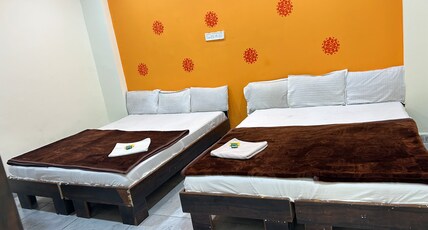 Hotel Mahakal Vishram Room Type - Four Bed  AC Room