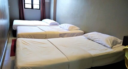 Hotel O 365 Nice Stay Room Type - Suite Triple Hotel O 365 Nice Stay Room Type - Suite Triple