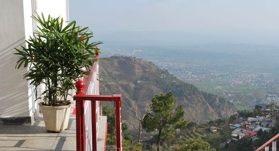 Hotel Deodar Villa - Tap to explore photos