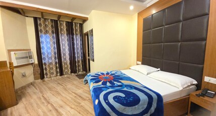Hotel Ganges Rivera opposite Ganga Ghat Room Type - Deluxe Room