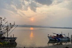 Artham The River View Homestay