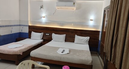 Hotel Shiva Residency Room Type - Deluxe Ac Room