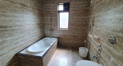 Hotel Montana NX Room Type - Suite Room With Bathtub Hotel Montana NX Room Type - Suite Room With Bathtub